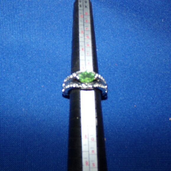 Vintage Elastic Stretch Band Silver Tone & Blue/Green Glass Stone Gem Ring - Picture 5 of 8